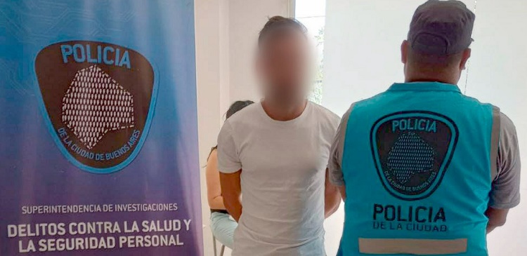 Detienen en Floresta a falso médico y clausuran su centro de estética