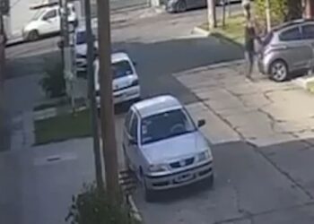 Balean a un policía retirado durante un asalto y tiroteo en San Justo