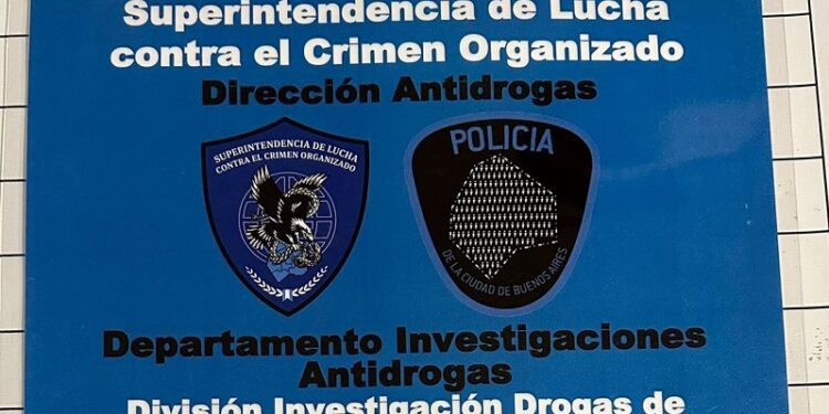 Recoleta: detuvieron a un brasileño con más de 500 pastillas de éxtasis