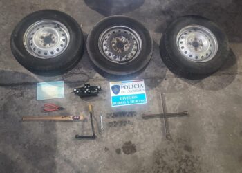 Detienen a tres «robarruedas» de autos robados
