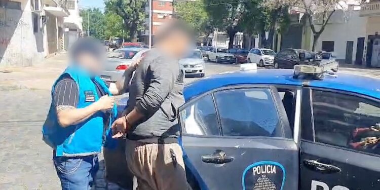 Dos detenidos en Villa Crespo por tentativa de homicidio y tenencia de armas de guerra