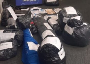 Desbaratan una familia dedicada a la producción y venta de ropa con marcas falsificadas