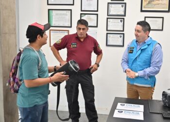Detuvieron a tres ladrones en Constitución y recuperaron celular y parlante robado