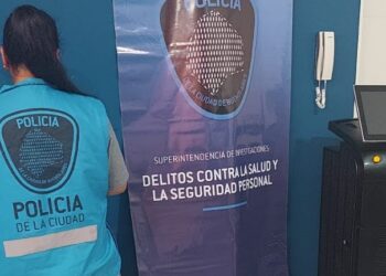 Desbaratan una falsa clínica estética en Flores y secuestran aparatología en infracción
