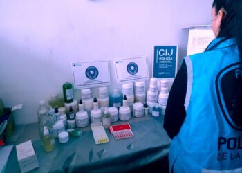 Villa Real: Depósito de comercialización de productos de cosmética y farmacia desmantelado