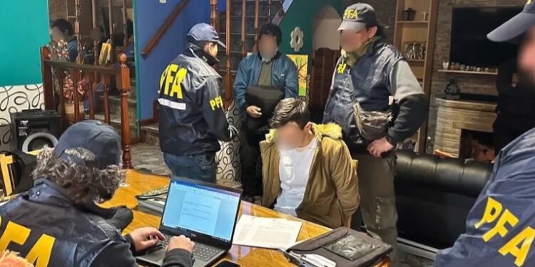 La Policía Federal detuvo al hombre del «Nazi Chat»