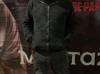 Narcotaxi vendía droga con un bebé de dos años y fue detenido en Palermo
