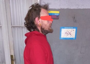 Hurto por sustracción de rueda de vehículo en Thames y Paraguay