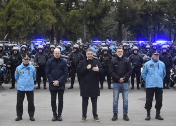 Para reforzar la seguridad, la Ciudad suma más de 1.000 policías en las calles que hasta ahora cumplían tareas administrativas