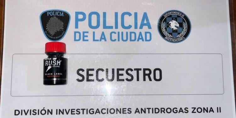 Secuestran pastillas de éxtasis, MDMA, tusi y cocaína en una fiesta electrónica