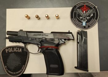 Ciudad Oculta: Disparó contra la policía y fue detenido