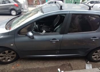 Detuvieron a una pareja por intentar robar un auto en Palermo