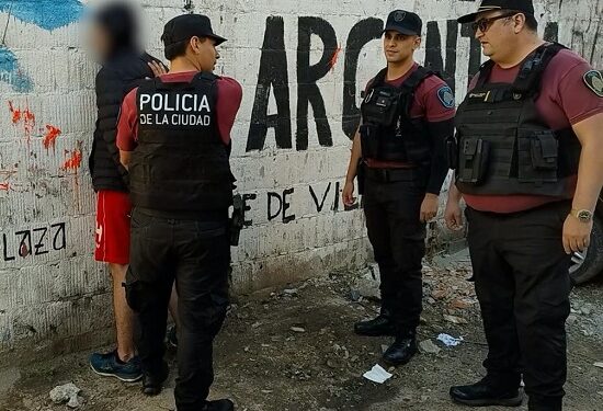La Policía de la Ciudad desmanteló una banda narco sospechada de cortar la cocaína con pesticidas