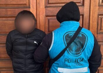 Capturaron en Pompeya al asesino de un alcalde peruano