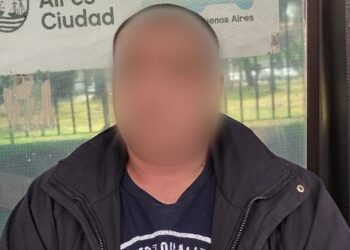 Cayó pareja en Palermo que robaba celulares en colectivos