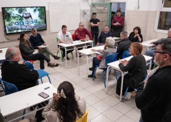 Este Jueves 07 de Agosto se realizan las reuniones entre vecinos y comisarios de todas las Comunas