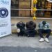 Retiro: la Policía de la Ciudad detuvo a tres colombianos indocumentados que circulaban con dosis de marihuana