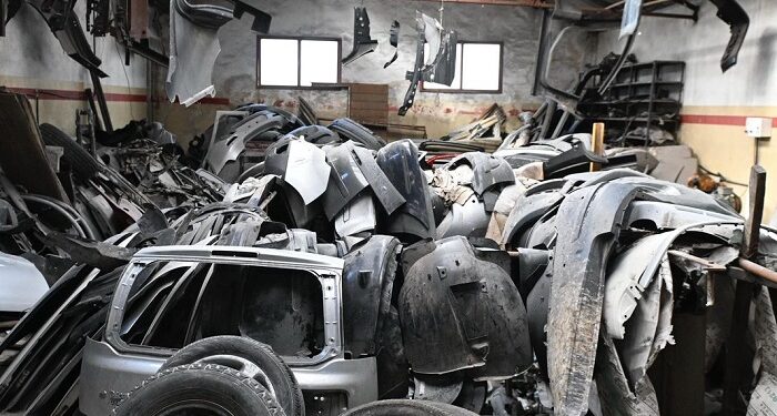 Villa Pueyrredón: Policía de la Ciudad secuestró más de 1.500 autopartes en un taller de chapa y pintura