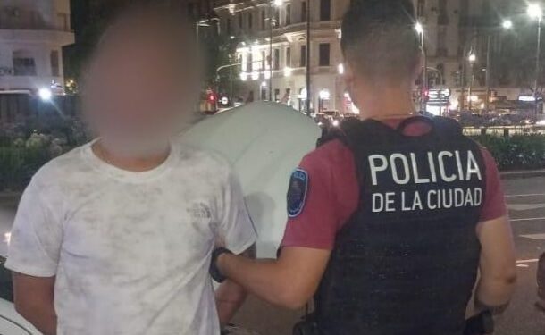 La Policía de la Ciudad detuvo a cuatro hombres armados en la zona de joyerías de Once
