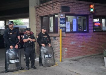 La Ciudad recuperó una casa usurpada en Villa Real y un estacionamiento con contrato vencido que seguía cobrando