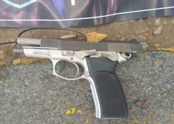 Detuvieron a dos hombres que amenazaban con armas de fuego a clientes en un bar de Monserrat