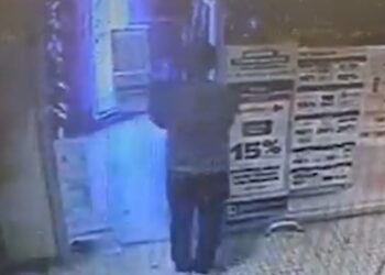 Tras una persecución, la Policía de la Ciudad detuvo en Belgrano a un delincuente que intentó robar un supermercado. Tenía 23 antecedentes