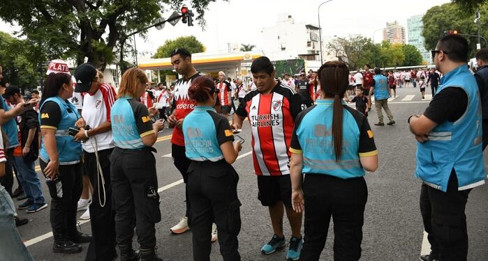 Operativo en el Superclásico: 11 detenidos, más de 550 actas labradas, 72 trapitos demorados y ataúdes secuestrados