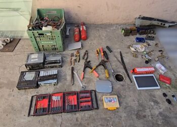Un pago en un albergue transitorio, la clave para que la Policía de la Ciudad desarticule una banda con base en el Conurbano que robaba camionetas de alta gama