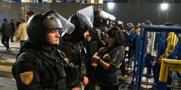 Operativo de la Ciudad Boca-Cruzeiro: 413 actas labradas, 80 a trapitos, y un brasileño “rompe billetes” demorado por provocar