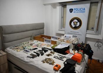 Cayeron “Los Cerrajeros”: La Policía de la Ciudad detuvo a tres ladrones de propiedades. Tenían más de 150 llaves duplicadas y sumaban 19 antecedentes