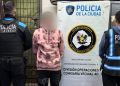 La Policía de la Ciudad detuvo en Barracas a un hombre que fue filmado por un influencer mientras le robaba