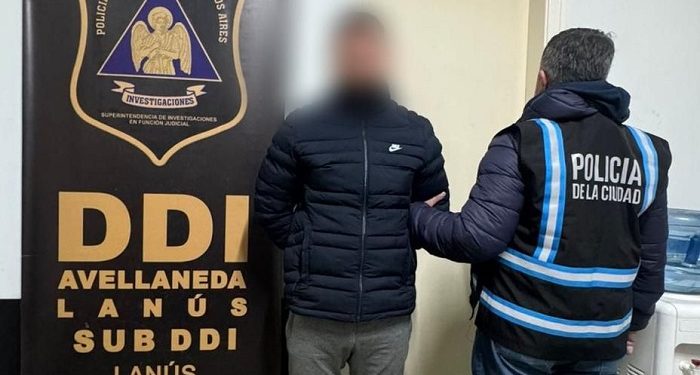La Policía de la Ciudad detuvo al hombre que apuñaló a su hermano en Villa Soldati: estaba prófugo por tentativa de homicidio