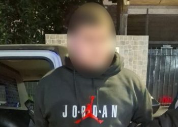 Con apoyo del Anillo Digital, la Policía de la Ciudad detuvo en Lanús a un ladrón que robó una moto en Parque Chas y tenía un pedido de captura